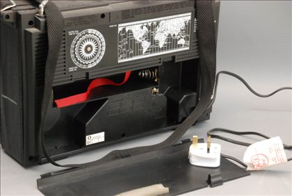 various-Steepletone MBR10 multi-band radio